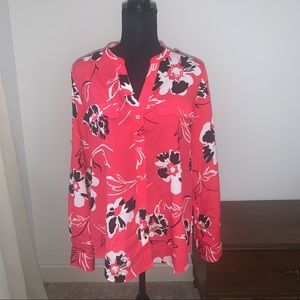 Calvin Klein button down shirt. Size M